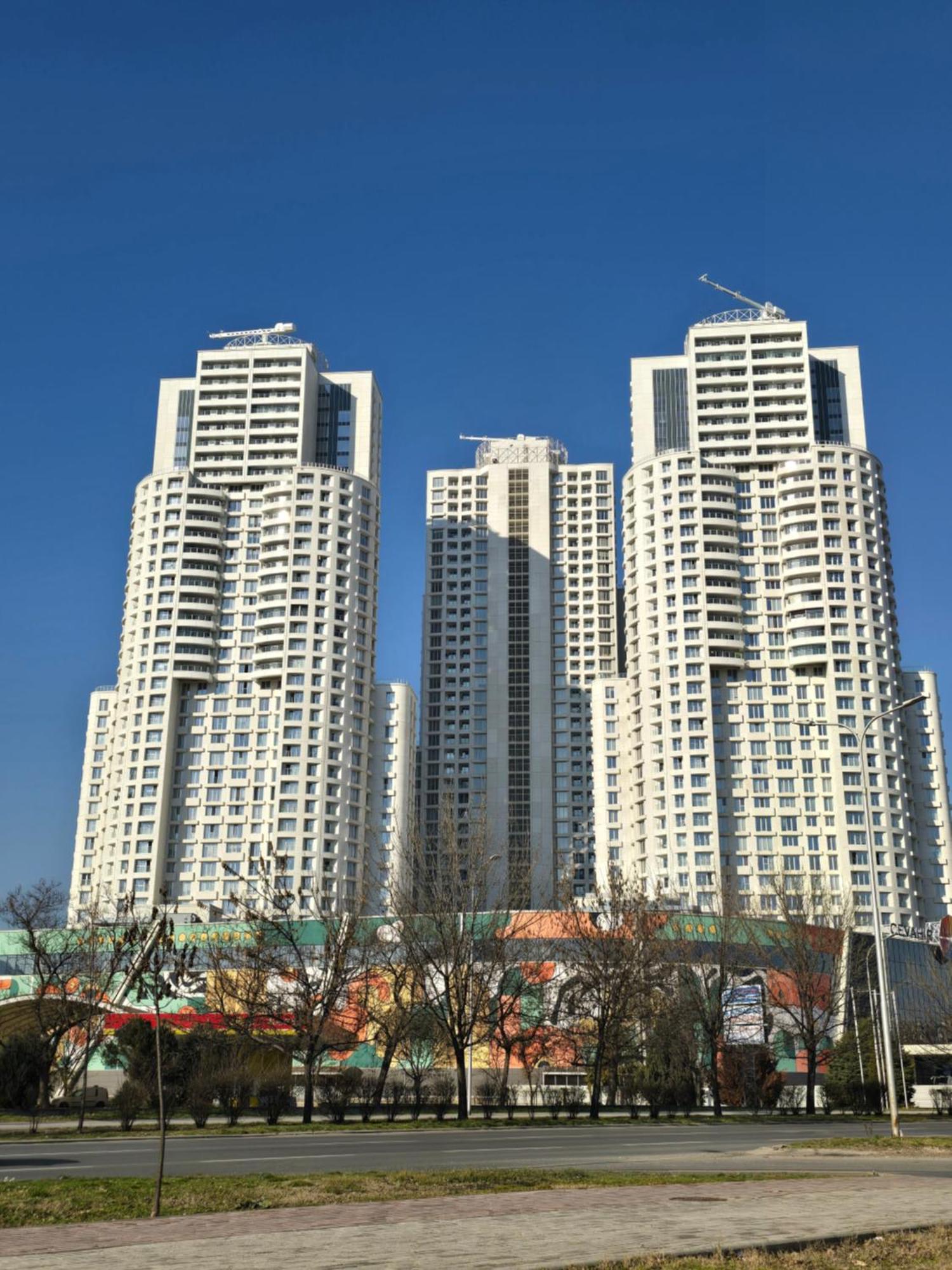 Cevahir Sky City Apartment With Spa, Pool & Fitness Included Скопие Екстериор снимка